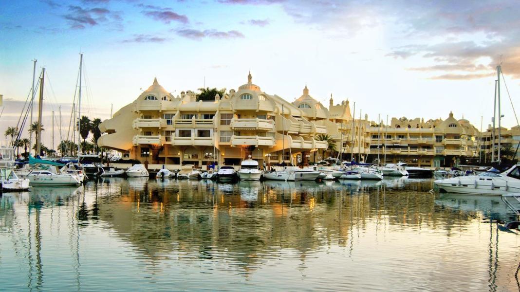 Puerto Marina Luxury Apartment With Sea Views Benalmádena Kültér fotó