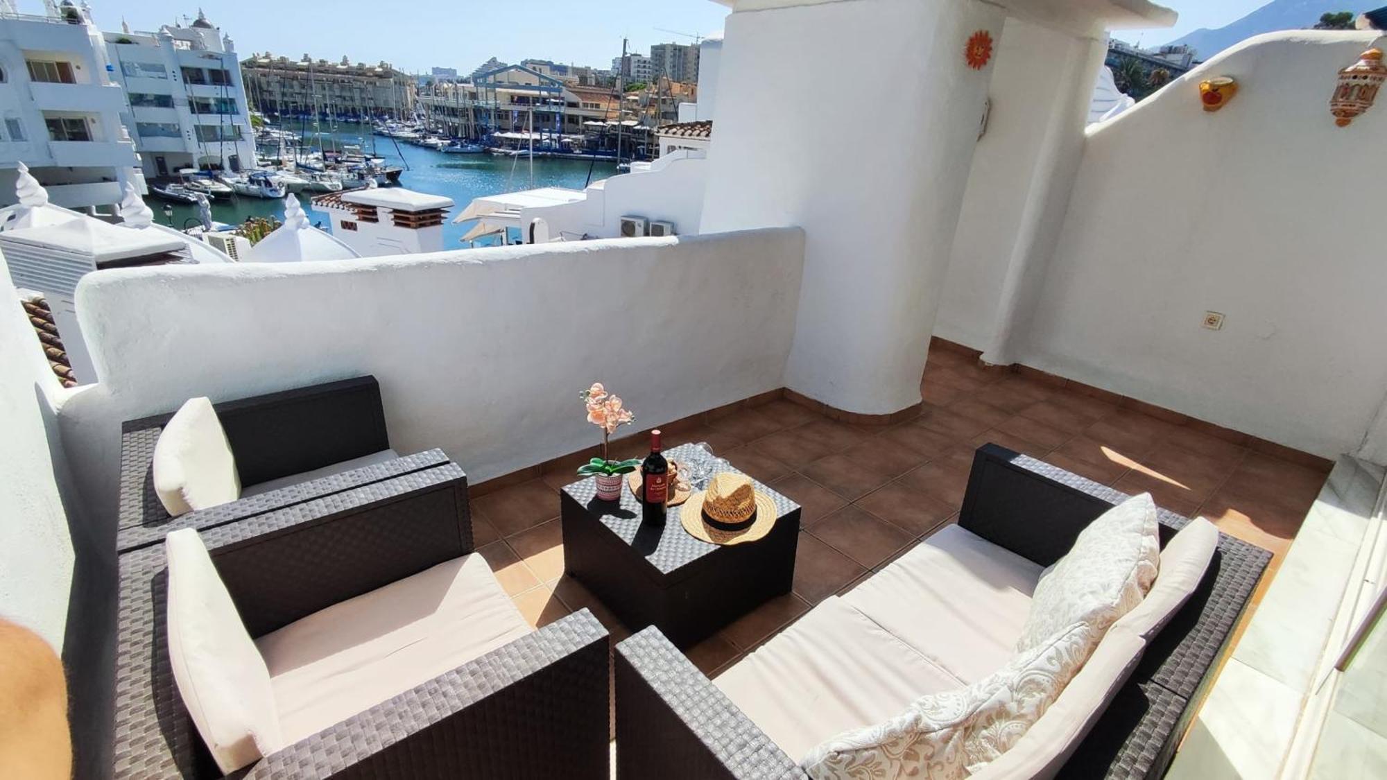 Puerto Marina Luxury Apartment With Sea Views Benalmádena Kültér fotó